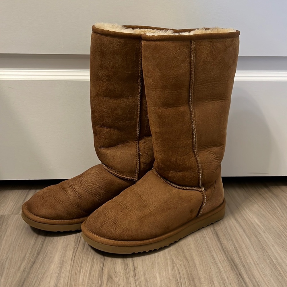 Ugg Classic Boot - image 1
